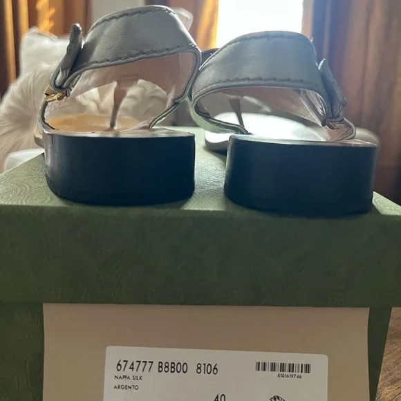 Gucci Women’s sandals with Horsebit - Picture 6 of 13